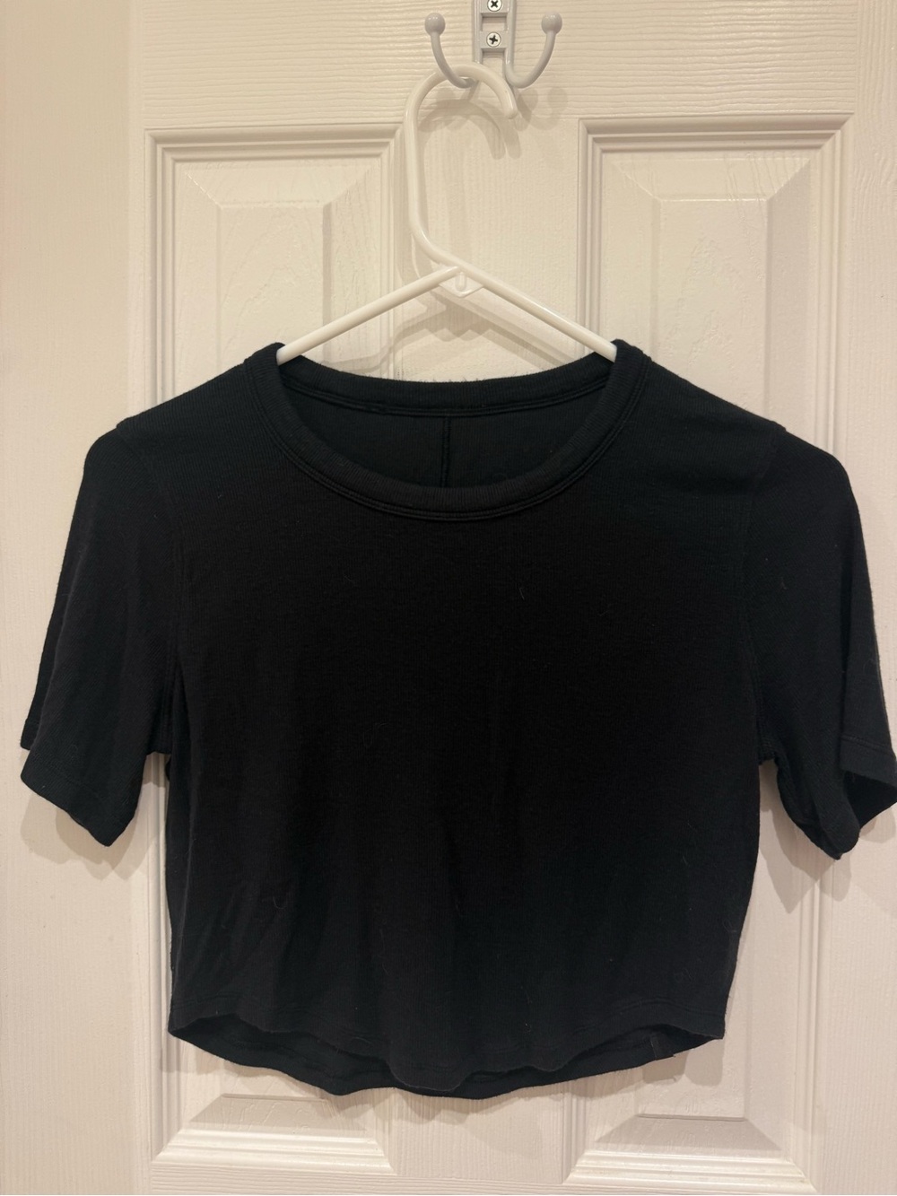 lululemon athletica Black Cropped Crewneck Tee